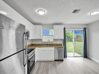 3405 Windsor Ave, West Palm Beach, FL 33407 - photo 7