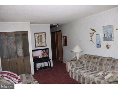 8 N Walnut Cir, West Berlin, NJ 08091 - photo 5