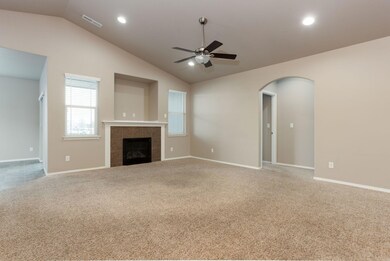 766 NW Green Forest Cir, Redmond, OR 97756 - photo 6