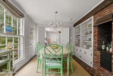 14 Edson - Dining Area 2