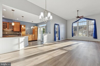 64 Legacy Oaks Dr unit 81, Richboro, PA 18954 - photo 5