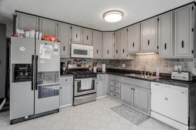 913 N Southland Dr, Lafayette, IN 47909 - photo 7