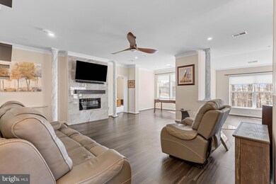 2610 Chapel Lake Dr unit 404, Gambrills, MD 21054 - photo 6