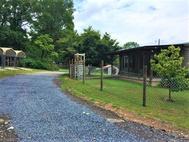 131 Bee Tree Mountain Dr, Star, NC 27356 - photo 3