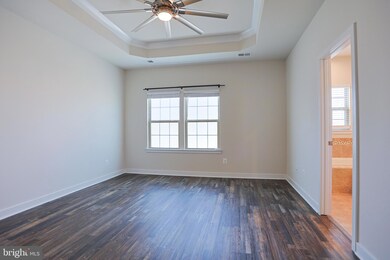 18086 Red Cedar Rd, Dumfries, VA 22026 - photo 4