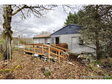 12063 S Carus Rd, Oregon City, OR 97045 - photo 2