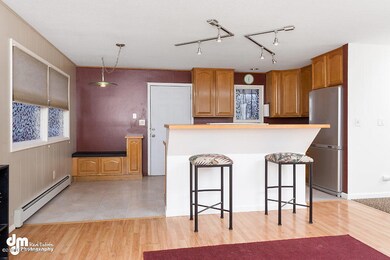Living Room_Unit B 7141-SMALL