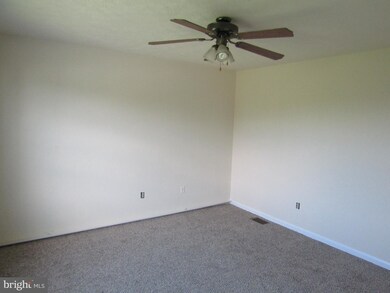 187 Universe Dr, Martinsburg, WV 25404 - photo 4