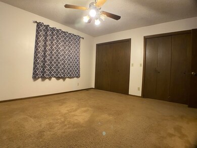 520 S Queen St, Maize, KS 67101 - photo 2