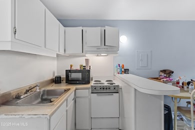 452 Racine Dr unit F303, Wilmington, NC 28403 - photo 6