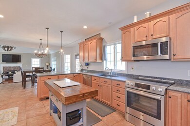 15 Hilltop Dr, Douglas, MA 01516 - photo 4
