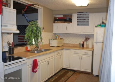 7950 Lake Geneva Ln, Keystone Heights, FL 32656 - photo 2