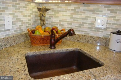 7307 Shady Glen Dr, Columbia, MD 21046 - photo 5