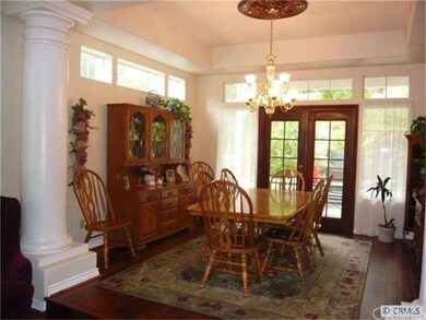 formal dining room