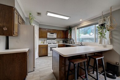 8318 Hot Springs Dr, Houston, TX 77095 - photo 3