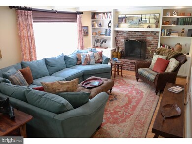 554 Canterbury Ln, Berwyn, PA 19312 - photo 6