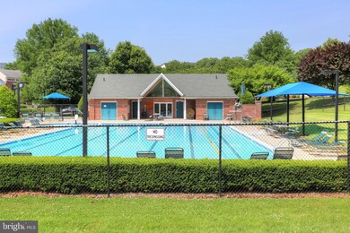 2501 Shelley Cir unit 1B, Frederick, MD 21702 - photo 2