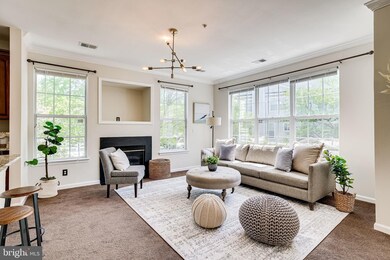 13054 Marcey Creek Rd, Herndon, VA 20171 - photo 4