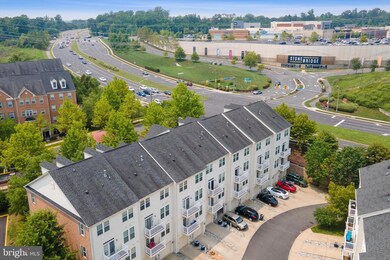 2708 Sheffield Hill Way unit 218, Woodbridge, VA 22191 - photo 6