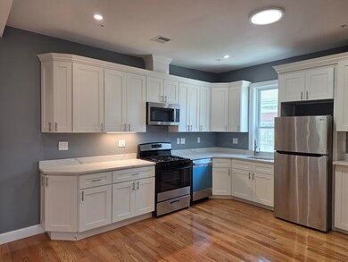 339 Cambridge St unit 3, Cambridge, MA 02141 - photo 3