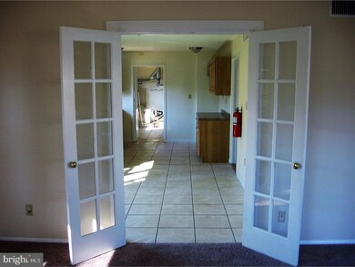 30 Buttercup Ln, Willingboro, NJ 08046 - photo 3