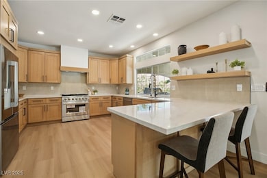 1404 Sunblush Ln, Las Vegas, NV 89117 - photo 2