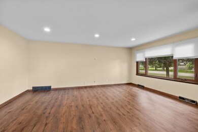 223 Green Ave N, Stevens Point, WI 54481 - photo 7