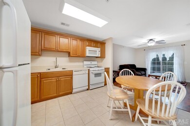 Eat in kitchen