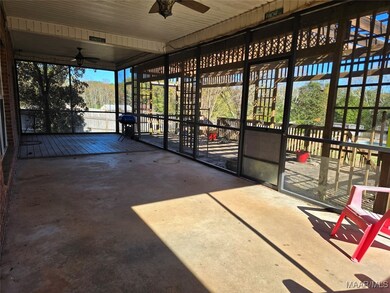 Screened in Porch