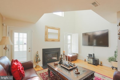 203 Toddson Ln, Owings Mills, MD 21117 - photo 6