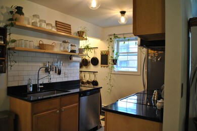 30 Hyde St, Burlington, VT 05401 - photo 6