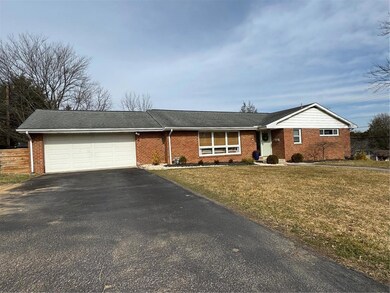 2633 W Highland St, Allentown, PA 18104 - photo 2