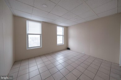 515 S 11th St, Reading, PA 19602 - photo 7