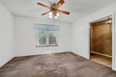 2712 Regal Dr, Denison, TX 75020 - photo 7