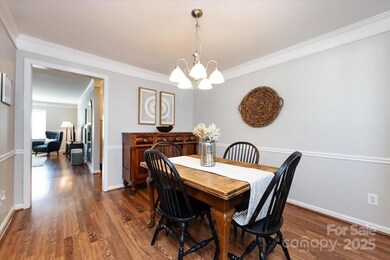 1708 Roxborough Rd unit H, Charlotte, NC 28211 - photo 6