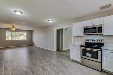 2256 N 58th Dr, Phoenix, AZ 85035 - photo 7