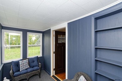 81 Sherwood Ave, Rensselaer, NY 12144 - photo 6