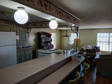 428 Old Alma Waycross Hwy, Nicholls, GA 31554 - photo 5