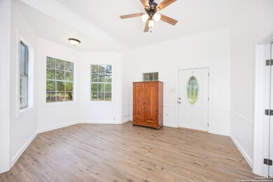 511 County Road 342, Hondo, TX 78861 - photo 7