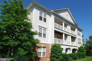 22641 Blue Elder Terrace unit 102, Ashburn, VA 20148 - photo 2