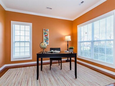 Large & bright first floor office for those who wo