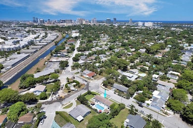 2301 Ridgeway Ave, West Palm Beach, FL 33401 - photo 3