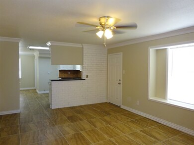 5206 Long Creek Ln, Houston, TX 77088 - photo 4