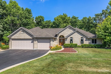 11210 Pebble Dr, Huntley, IL 60142 - photo 5