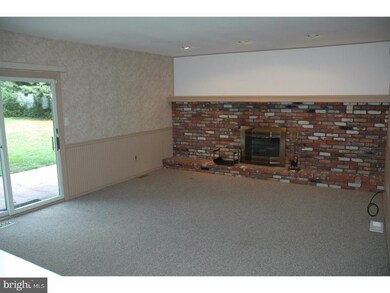 1611 Riversedge Dr, Delanco, NJ 08075 - photo 7