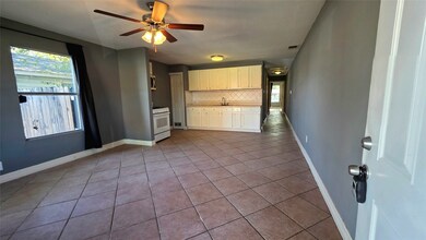 1417 College St, Grand Prairie, TX 75050 - photo 3