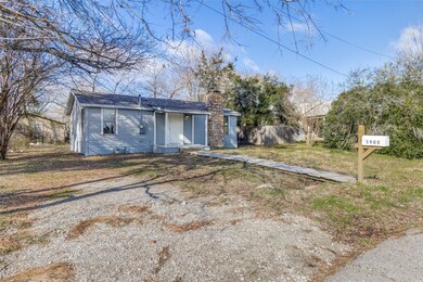 1905 N Main St, Bonham, TX 75418 - photo 2