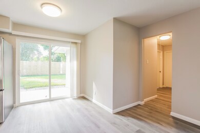 9422 Kingsvalley St, Houston, TX 77075 - photo 6