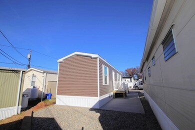 1501 Roosevelt Ave, Carteret, NJ 07008 - photo 5
