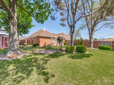 6417 Springmeadow Ln, Rowlett, TX 75089 - photo 3